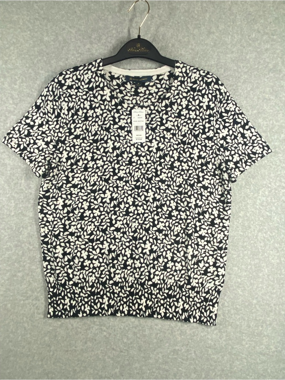 Brooks Brother sweater Womens size M white/black leaf short slv 100% cotton NWT